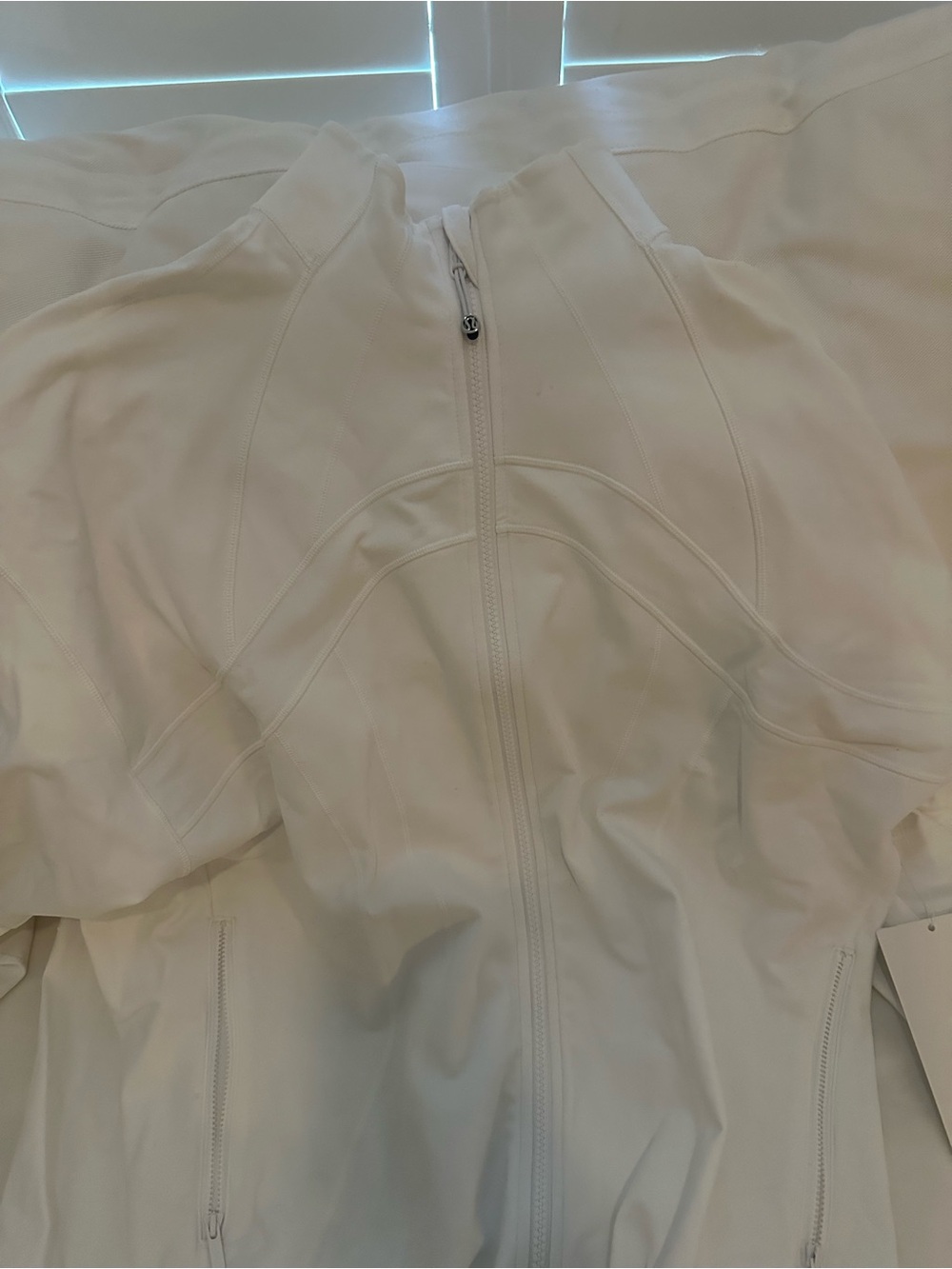 LULULEMON Define Oversized Jacket NWT- BIG SALE - Picture 6 of 7
